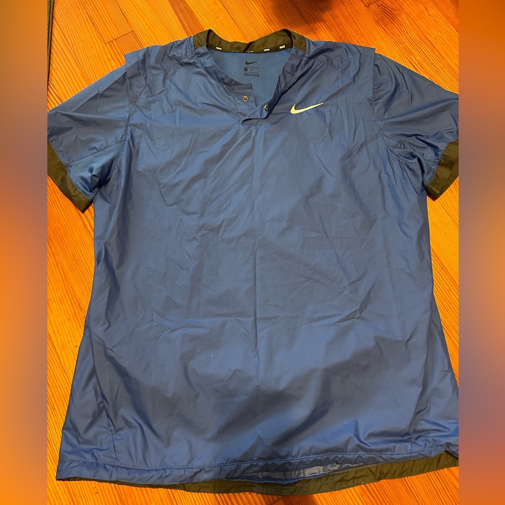 Nike pullover